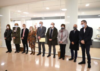 La exposición de figuras de cera y escayola ‘transporta’ a la Facultad de Medicina a la anatomía del siglo XIX