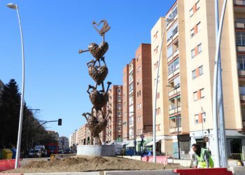 Cortes de tráfico por la pavimentación de la Glorieta del Voluntariado