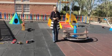 Inversión de 15.820 euros para renovar el parque infantil de Antonio Machado