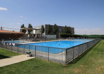 Abiertas las inscripciones del segundo turno de natación para personas mayores