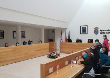 Los niños del CAI plantean una decena de ideas en el pleno de infancia que retoma la actividad presencial