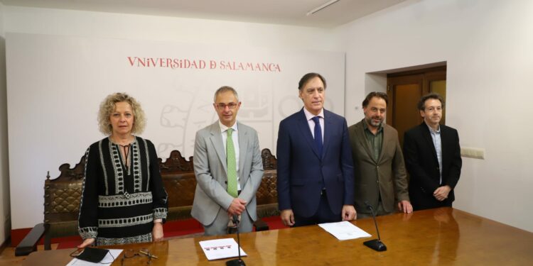 La Usal y el Ayuntamiento presentan ‘Desde el Norte de México: Arte, cultura y ciencia de la Universidad Autónoma de Nuevo León en Salamanca’