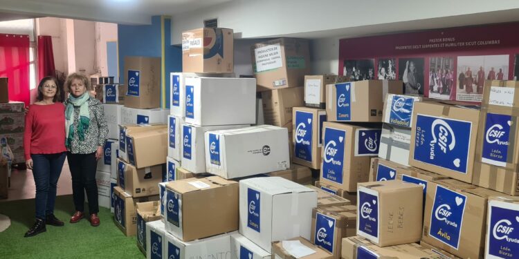 CSIF entrega a Mensajeros de la Paz una tonelada de alimentos para los ucranianos que se encuentran en España
