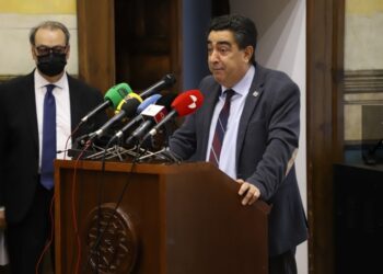 Dimite el presidente de la Confederación de Empresarios, José Vicente Martín