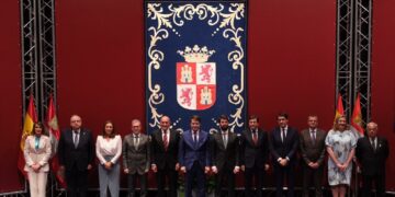 Fernández Mañueco: “Que el ruido no les desvíe de lo importante, que es servir a las personas de Castilla y León”