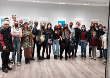 El Área Joven de Santa Marta realiza una visita guiada a la expo ‘Armonía’