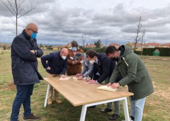 Primeros pasos para poner en marcha el futuro carril bici que conectará Carrascal de Barregas, Doñinos y Aldeatejada