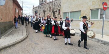 San Marcos vuelve a salir en procesión para celebrar su día grande en la jornada de convivencia fin de fiestas