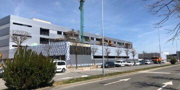 La Junta destina 3,2 millones para el equipamiento del Centro Multiservicios de Mayores