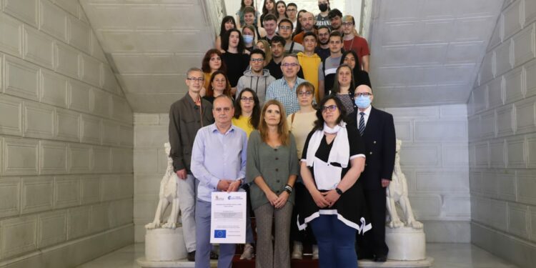 ‘Captura Puente Ladrillo’, una visión del barrio a través de 800 fotografías