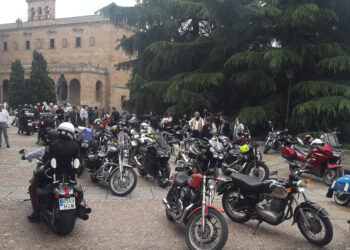 Salamanca se une a la ‘Distinguished Gentleman’s Ride’ para recaudar fondos destinados a la lucha contra el cáncer
