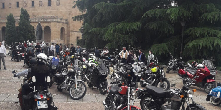 Salamanca se une a la ‘Distinguished Gentleman’s Ride’ para recaudar fondos destinados a la lucha contra el cáncer