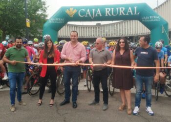 Santa Marta acoge la salida de los doscientos cadetes que participan en la II Challenger Ciclista Provincial este fin de semana