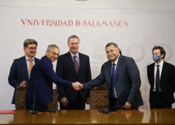La universidades de Salamanca y Nuevo León estrechan lazos para impulsar la promoción de la cultura de ambas ciudades