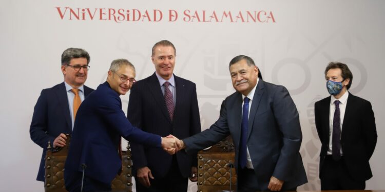 La universidades de Salamanca y Nuevo León estrechan lazos para impulsar la promoción de la cultura de ambas ciudades