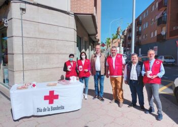 Cruz Roja recauda 15.090 euros en el Día de la Banderita para ayudar a los refugiados ucranianos a integrarse en la sociedad salmantina