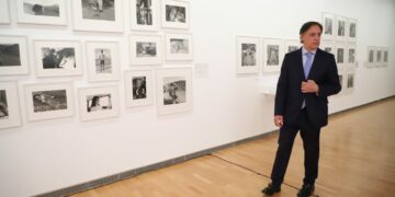 Lee Friedlander llega al DA2 como el fotógrafo del paisaje social norteamericano