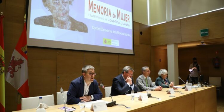 La Universidad de Salamanca rinde homenaje a la figura de Josefina Cuesta