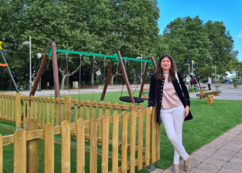 El barrio del Arrabal estrena nueva zona de juegos para los más pequeños