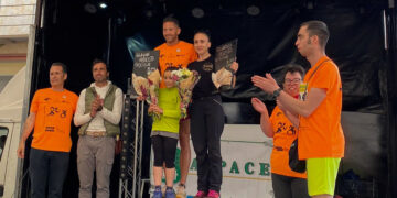 El VIII Cross de Aspace en Villamayor desata la solidaridad con 1.500 participantes en la jornada deportiva más esperada