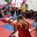 Los niños del programa Ciudad Amiga de la Infancia aprenden a realizar técnicas de reanimación