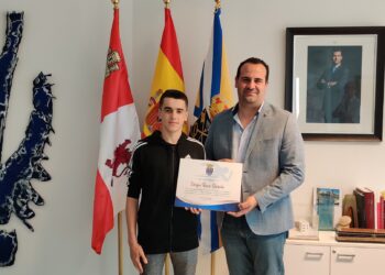 Reconocimiento de Santa Marta al atleta Diego Ruiz por su doble oro en el Campeonato de España Liberty