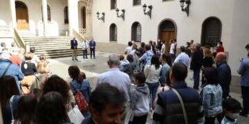 Los Ingenieros Técnicos de Obras Públicos de Castilla y León son recibidos en la Diputación