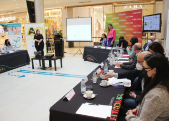 La educación y la dotación de mayores recursos, principales retos de futuro para lograr la integración plena de las personas sordas en la sociedad