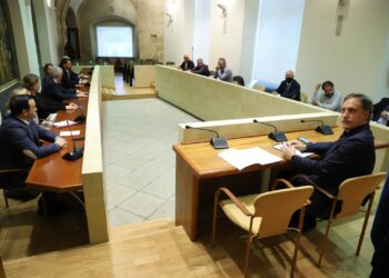 El Ayuntamiento y la Asociación de Empresarios de Hostelería estrechan su colaboración para mejorar la situación del sector