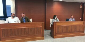 El PP denuncia la «desidia» de la urbanización Las Bizarricas y el «incumplimiento» del plazo de pago a proveedores