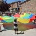 ‘Ciudad de los Niños’ llena la Plaza de Carbajosa de pequeños para celebrar el Día Internacional del Juego