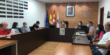 Castellanos retoma la tasa de las terrazas y sube el precio de las piscinas, que no había variado desde 2015