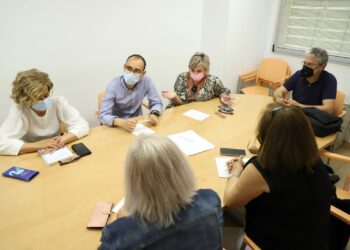 El PSOE se reúne con representantes de la Junta de Personal del Hospital de Salamanca