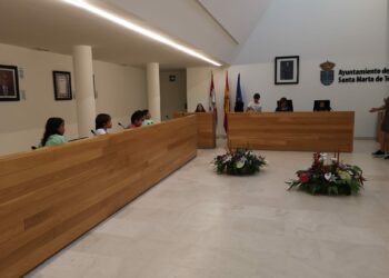 Casetas para las fiestas, Nochevieja infantil, charlas educativas o acabar con el vandalismo, algunas de las peticiones del último pleno de infancia