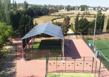 La pista de pádel de Valdelagua será la primera cubierta de Santa Marta