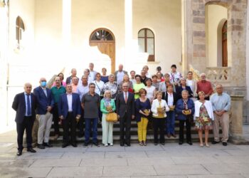 La Diputación de Salamanca reconoce la dedicación de los 47 trabajadores jubilados en el año 2021