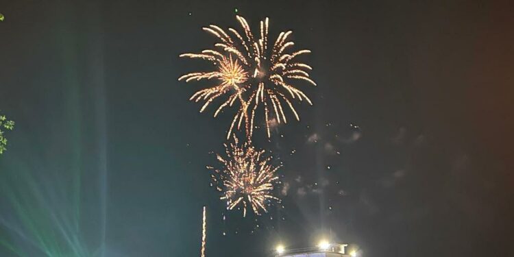 Cortes de tráfico por los fuegos artificiales de San Juan de Sahagún