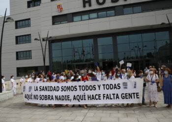 Manifestación de la Junta de Personal del Hospital para exigir mejores condiciones laborales