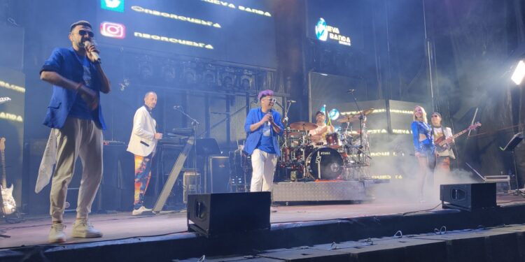 Los vecinos de Carrascal de Barregas se echan a la calle para disfrutar de las fiestas