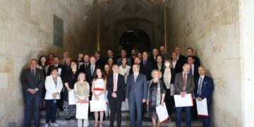 Los ‘María de Maeztu’ y ‘Gloria Begué’ reconocen la trayectoria científica y docente de 30 profesores