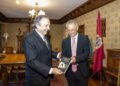 El rector de la USAL y el embajador de Argentina en España se reúnen para tratar posibles colaboraciones