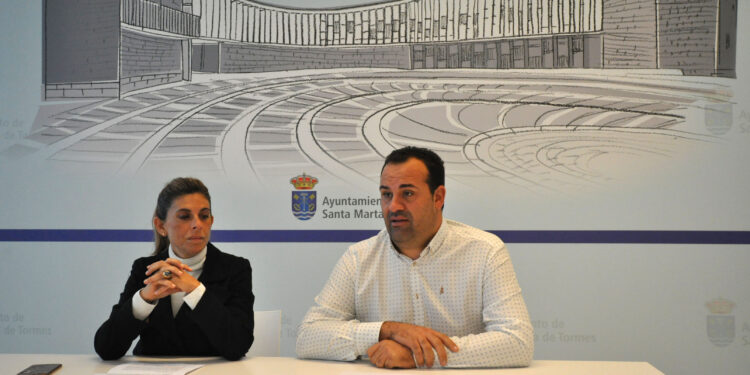 Taller práctico de búsqueda de empleo para favorecer la inserción laboral de los vecinos de Santa Marta