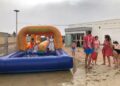 Teatro e hinchables acuáticos para refrescar la primera jornada festiva en Aldeatejada