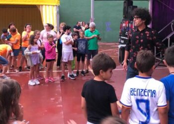 Magia, humor y mucha lluvia dan la bienvenida a las ‘esperadas’ Fiestas del Señor de Cabrerizos