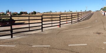 Comienza el montaje de las talanqueras para cerrar el recorrido del encierro