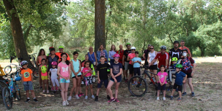 El paseo en bici y el desayuno saludable centran las actividades ambientales de la jornada en la Isla del Soto
