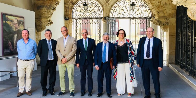 La renovación del convenio de colaboración entre la Diputación y la Secretaría de Estado de Hacienda facilitará al ciudadano las gestiones con el Catastro