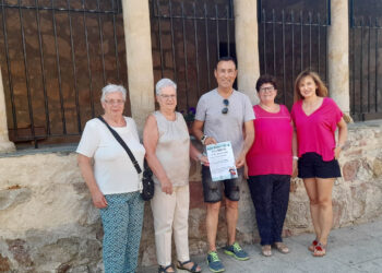 Carbajosa rinde homenaje a los mayores en el ‘Día de los Abuelos’ con una masterclass de pilates, taller de cocina en vivo y cuentos para adultos