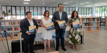 Francisco Miguel Rodríguez, Charo Alonso, David Mingo y Carmen Borrego en la presentación de la obra.