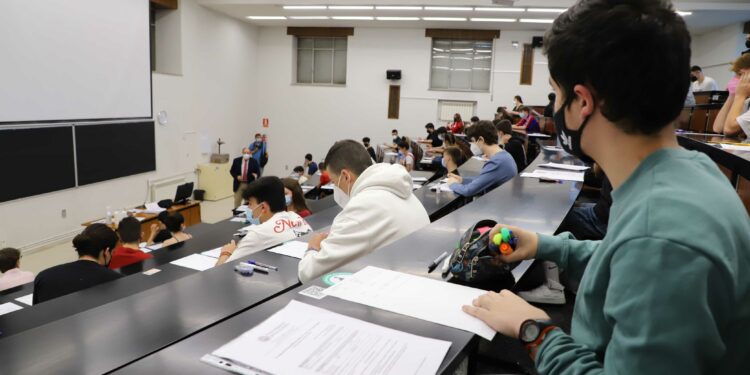 La Universidad espera sobrepasar los 16.000 alumnos para el próximo curso